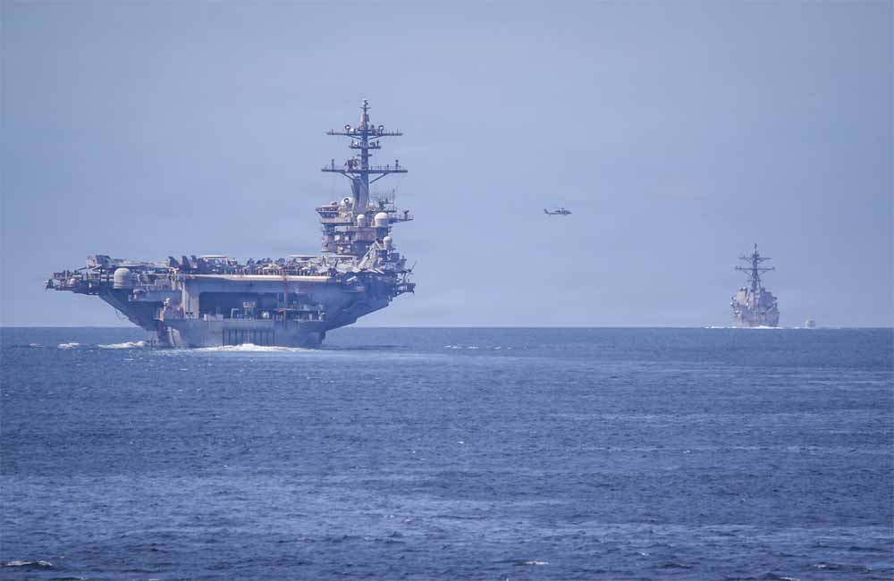 અમેરિકી યુદ્ધ જહાજોએ ઈરાની બંદરોને ઘેર્યા, 10 હજાર કમાન્ડોએ હોર્મુઝમાં ખેંચી 'રેડ લાઇન'